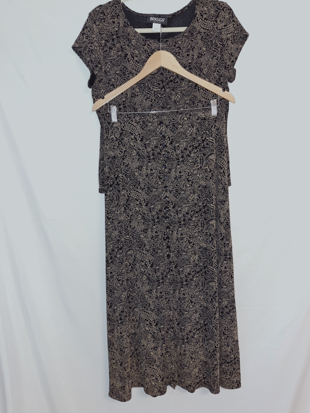 Briggs New York Black & Beige Paisley Scoop Neck Top & Button Skirt Med 2 Piece
